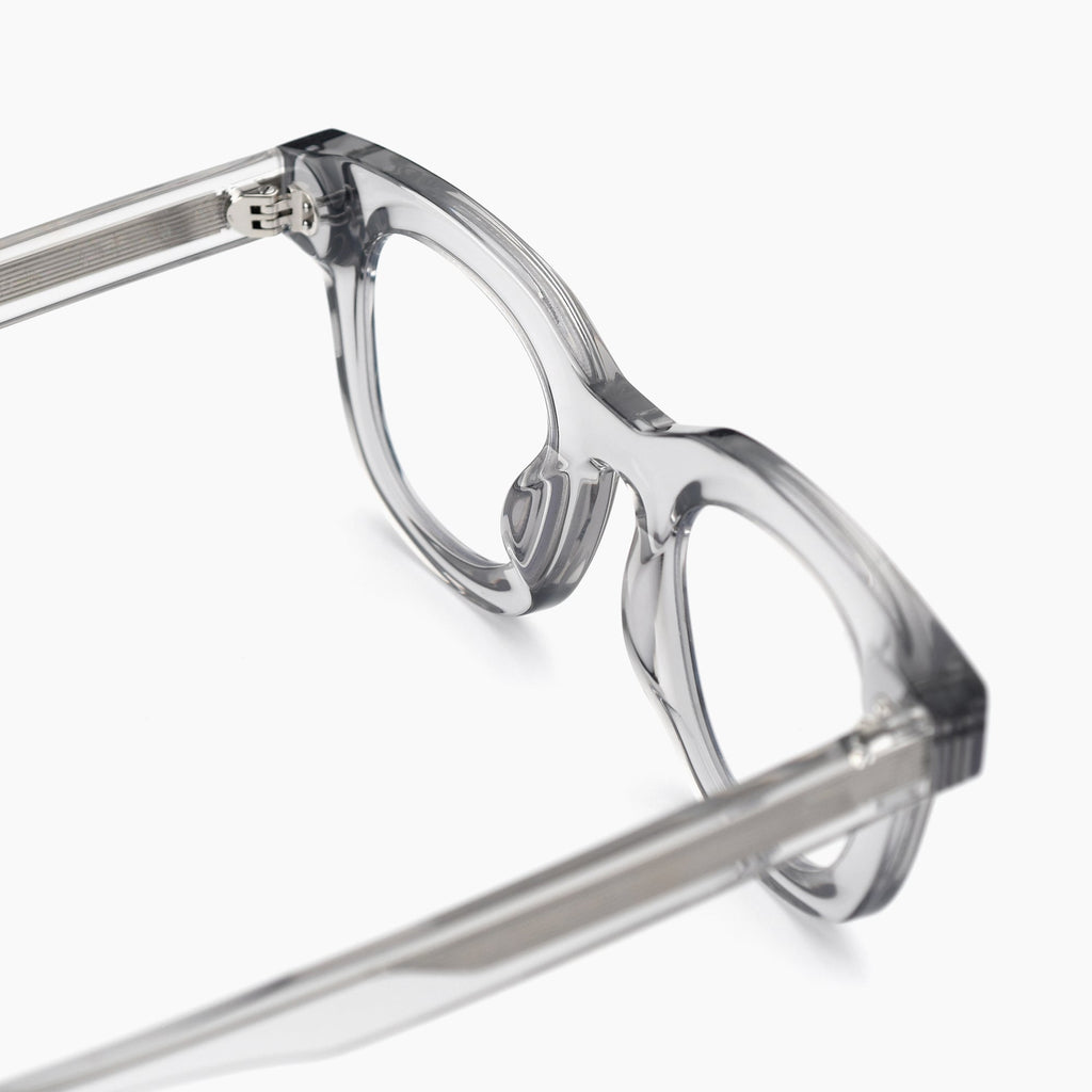 Akila Apollo
