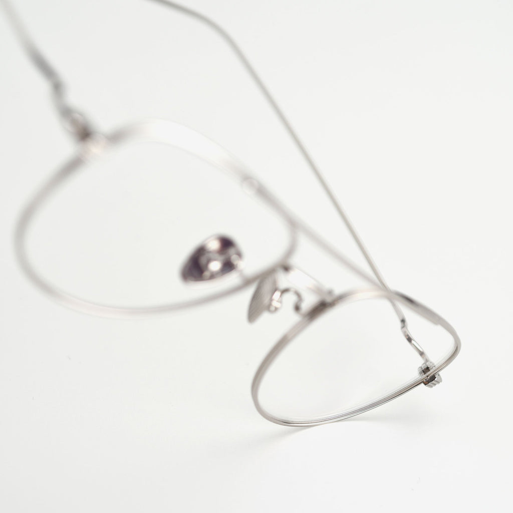 Akila Echo